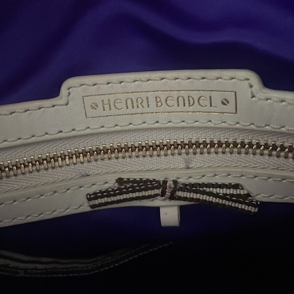 Henri Bendel Jet setter convertible backpack WITH matching wallet - Picture 8 of 11